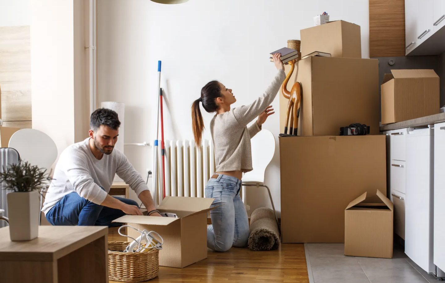 You are currently viewing 8 Easy Hacks to Make your Move-out Easier